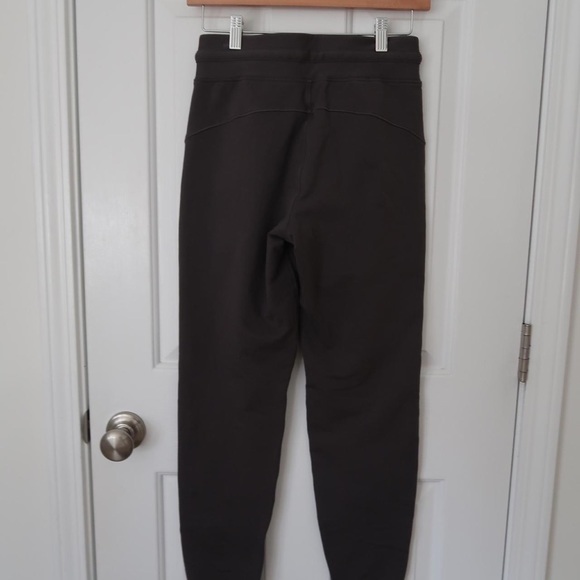 Lululemon ready to fleece jogger size 4 - Picture 4 of 7